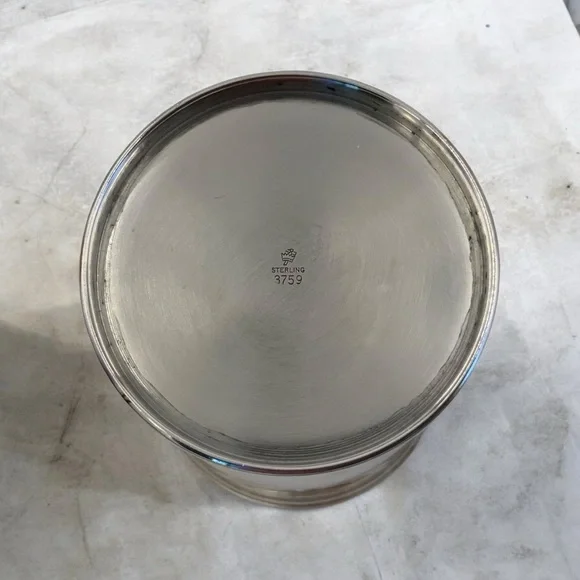 Vintage Sterling Silver Lot: Bread Tray, Bowl, Mint Julep Cup, 487 Grams, Marked - Picture 7 of 16